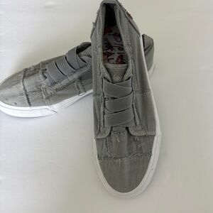 Blowfish Malibu Marley Gray Slip On Sneaker 7.5 - like New